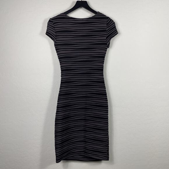 Joseph Ribkoff Women's 2 Black & Gray Striped Short Sleeve Stretch Bodycon Dress - Picture 2 of 3